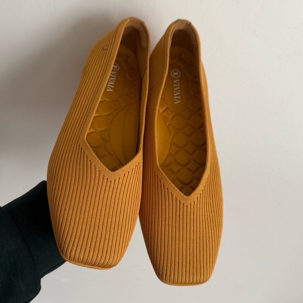 VIVAIA Women's Mustard Knit Flats